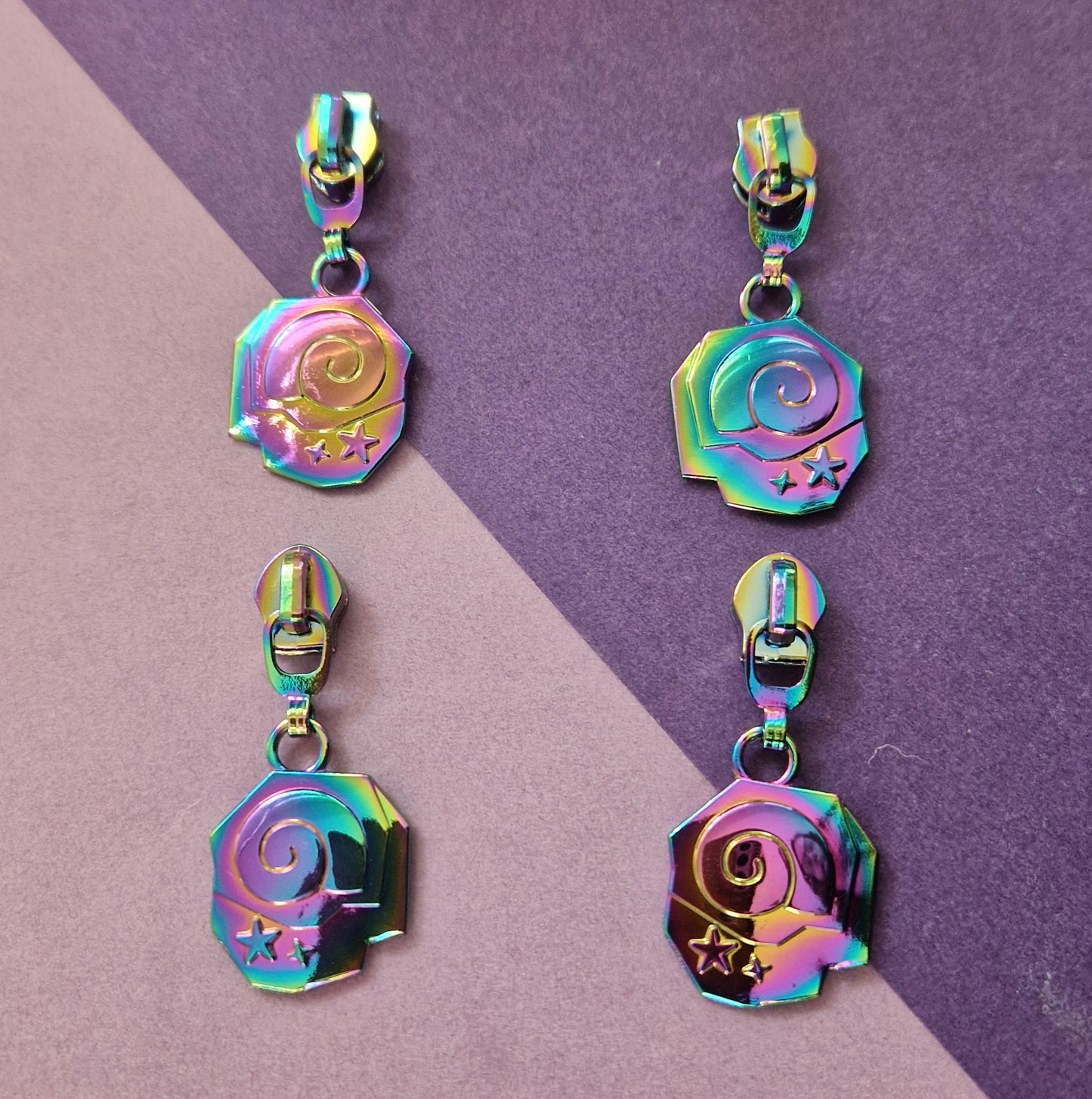 Fossil shaped silver or rainbow #5 zipper pull