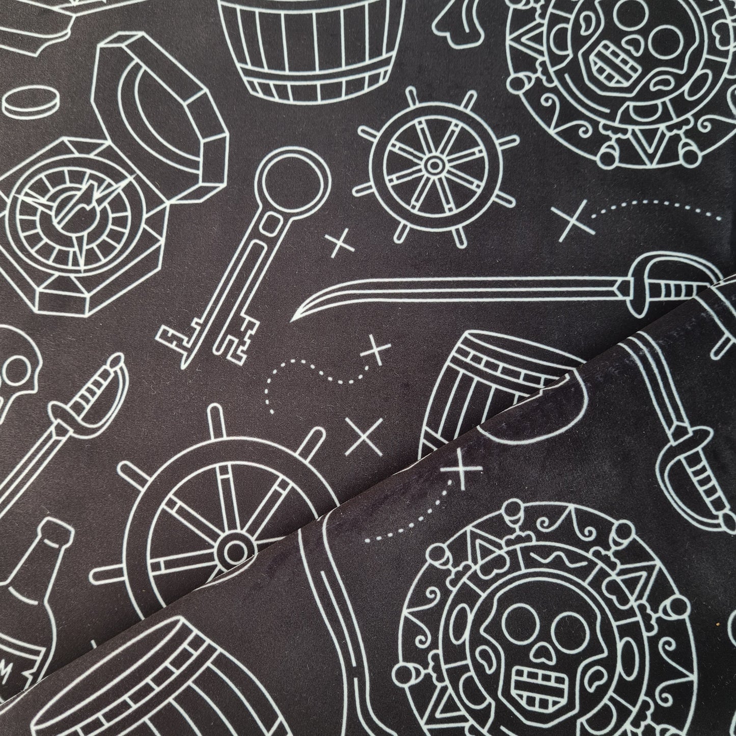 Rum Pirates black background 100% cotton fabric - fat quarter or metre