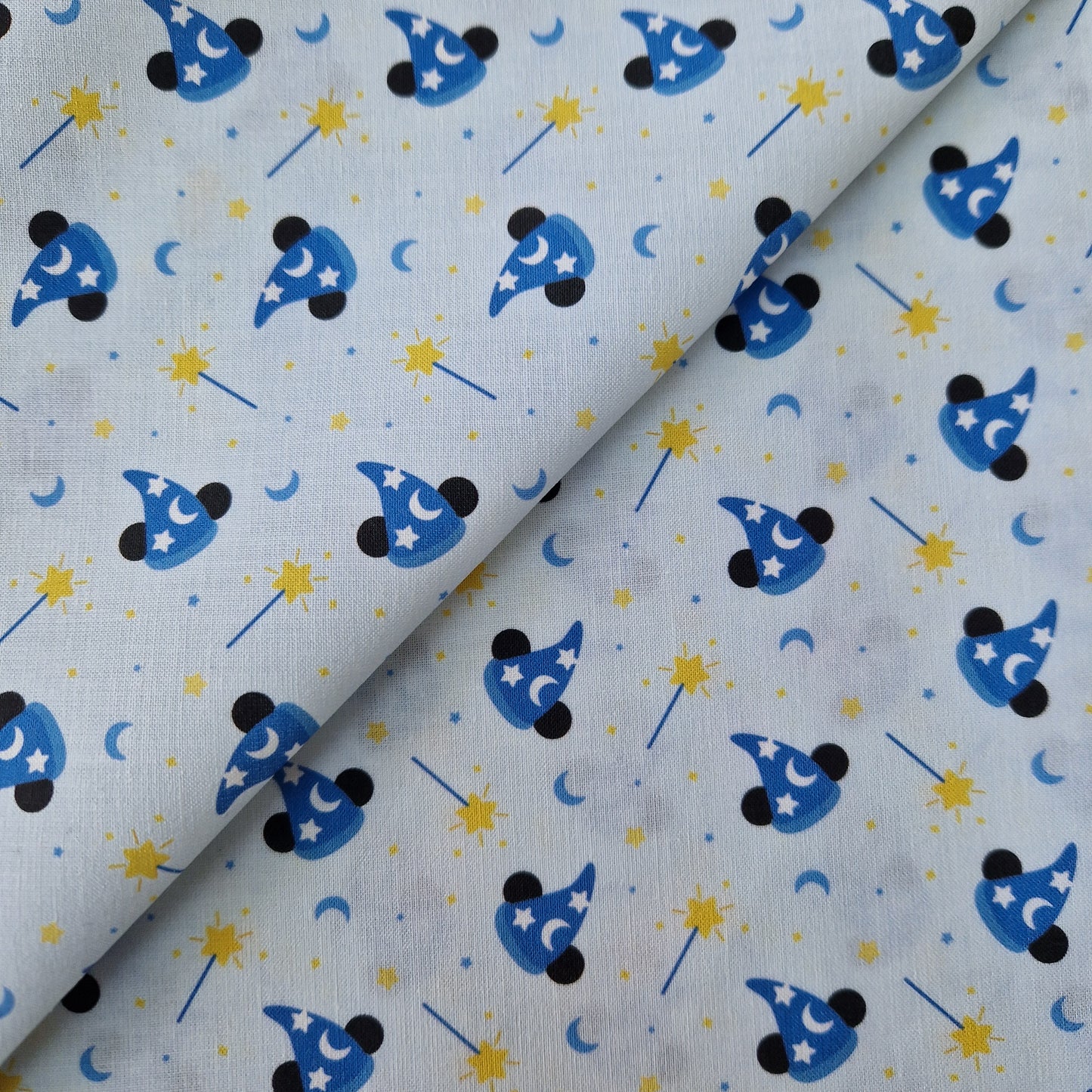 Oh Sorcerer Mouse 100% cotton fabric - fat quarter or metre